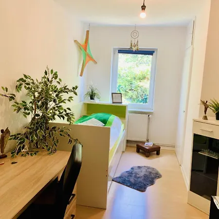 Gästezimmer Am Weinberg Privatunterkunft *